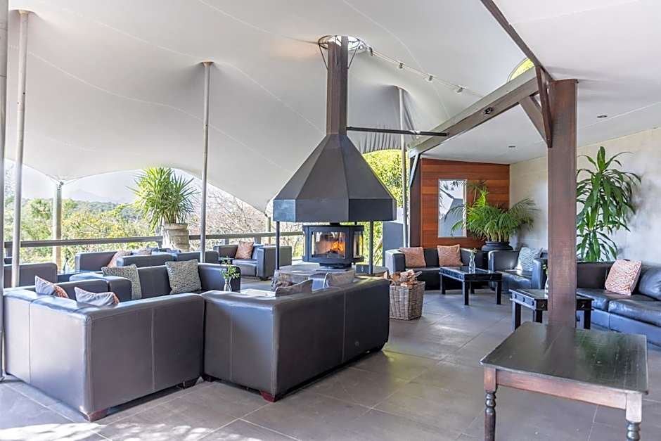Hog Hollow Country Lodge