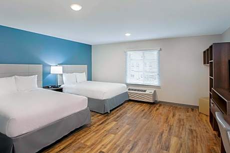 Queen Room with Two Queen Beds - Accessible/Non-Smoking