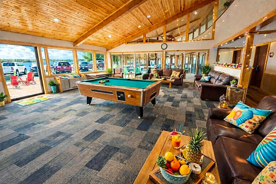 Round Barn Lodge