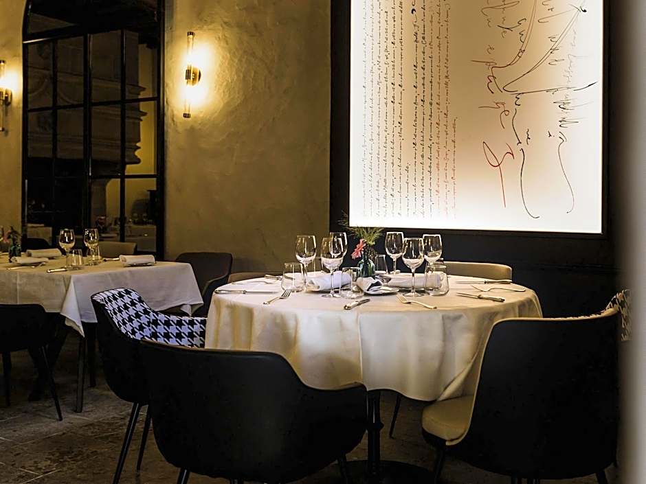 Hôtel Mercure Figeac Viguier du Roy