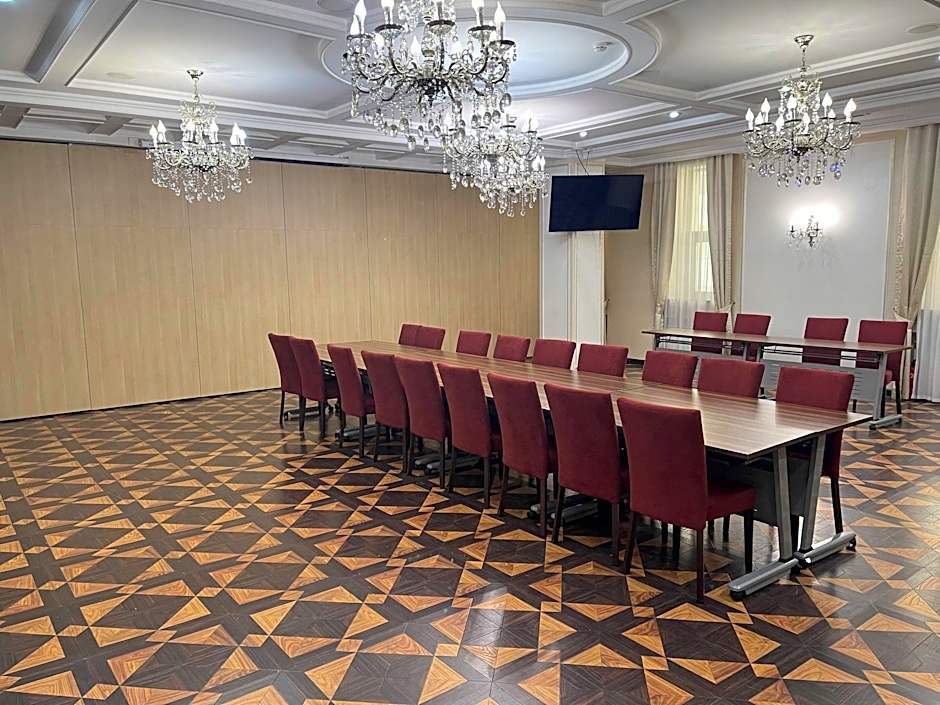 Kazzhol Hotel Astana