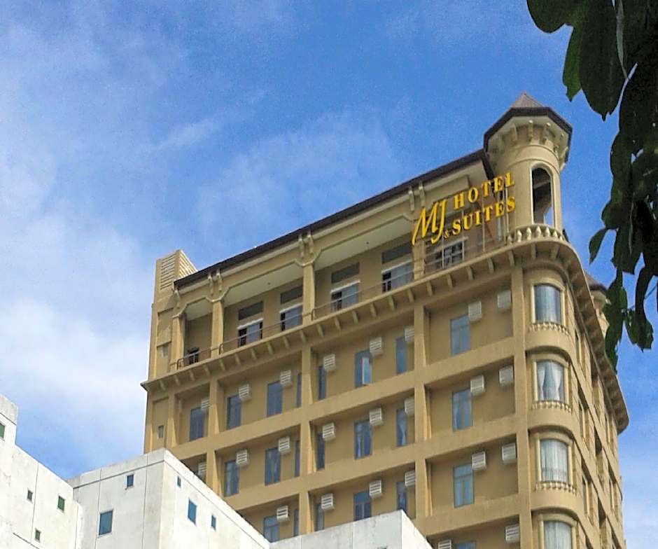 Mj Hotel And Suites