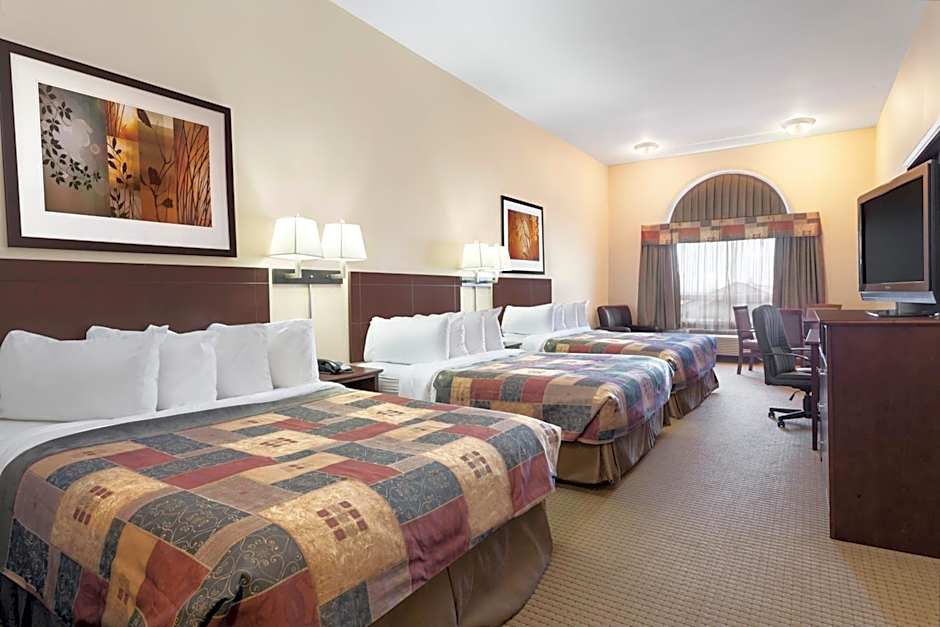 Ramada by Wyndham Weyburn