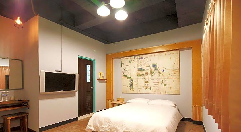 DongNing Atlas Hotel