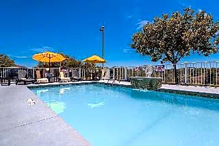 Studio Z Extended Stay Hotel & Lounge