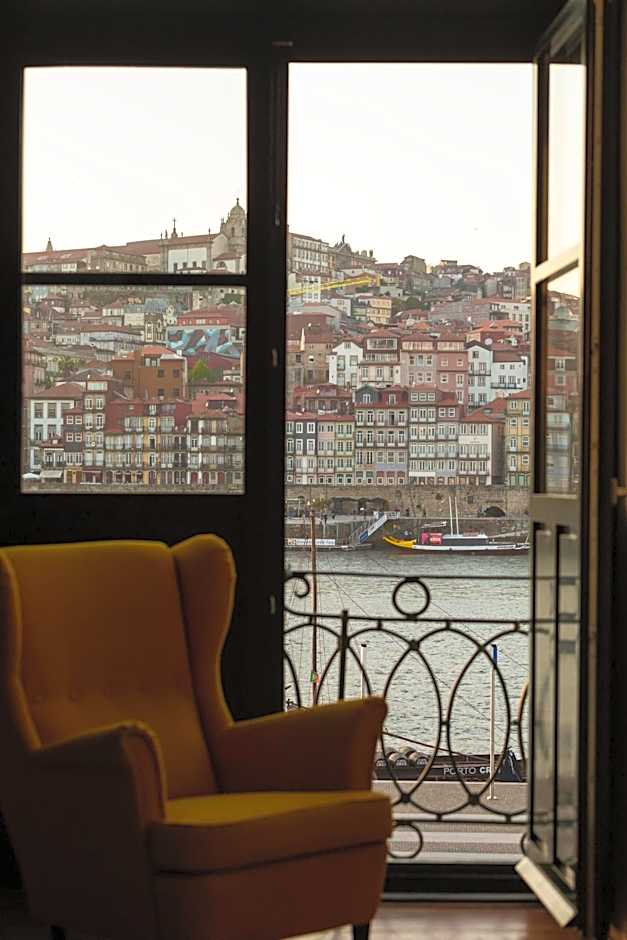 The House of Sandeman - Hostel & Suites