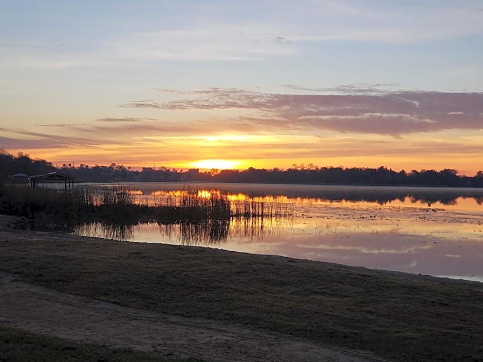 Palazzo Lakeside Hotel