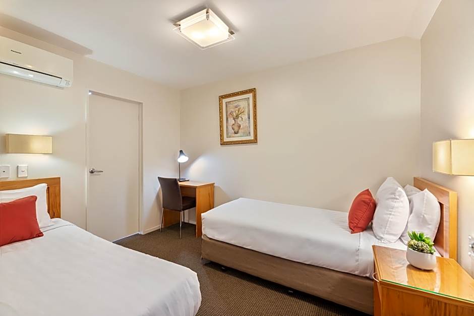 Best Western Newmarket Inn & Suites