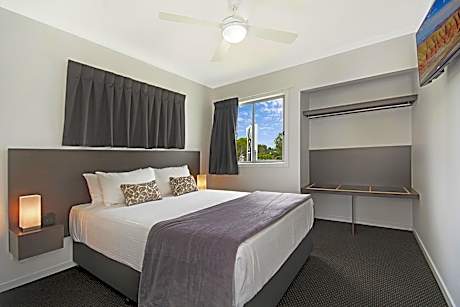 Triple Room with Balcony