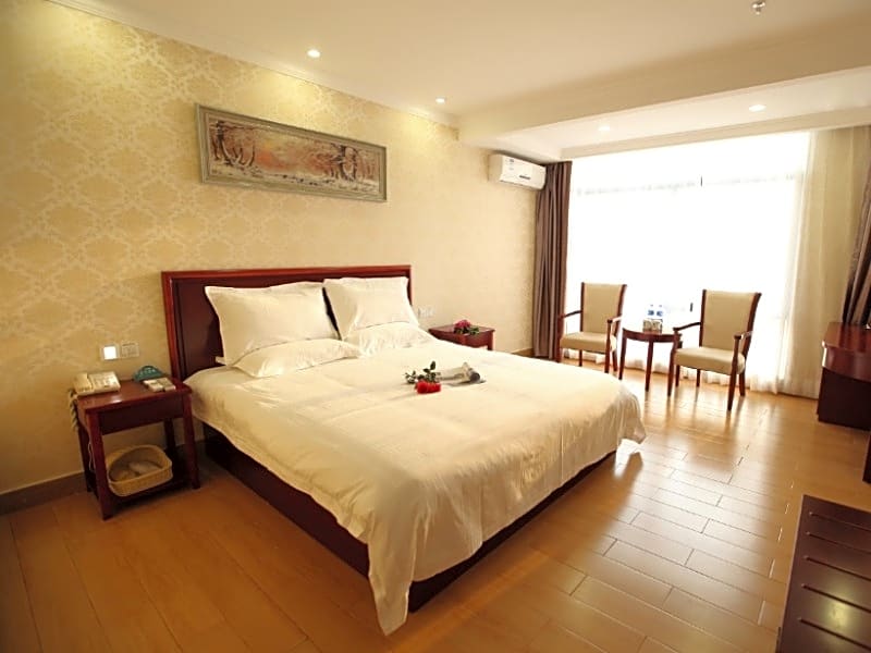 GreenTree Inn GuangDong HuiZhou South Railway Station DanShui RenMin Road Business Hotel