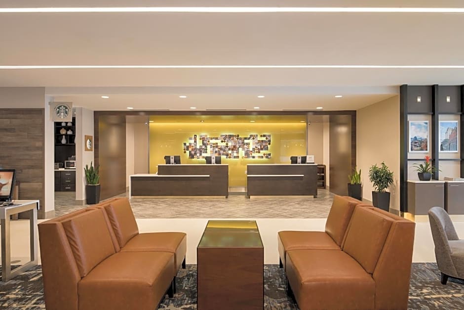 DoubleTree by Hilton Hotel Syracuse