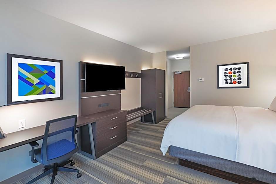 Holiday Inn Express and Suites Purcell By IHG