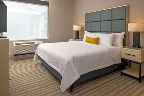 1 King Bed 1 Bedroom Suite Nonsmoking