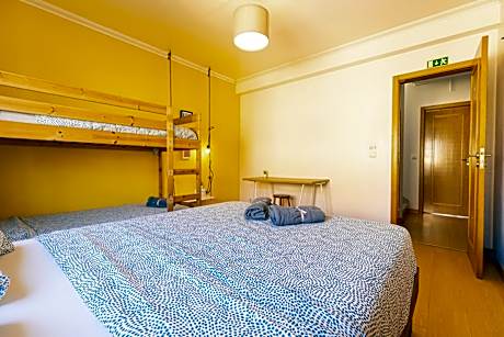 Quadruple Room with Shared Bathroom