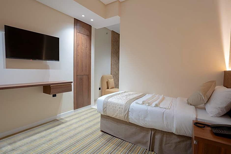 Rawha Al Maqam Ajyad Hotel