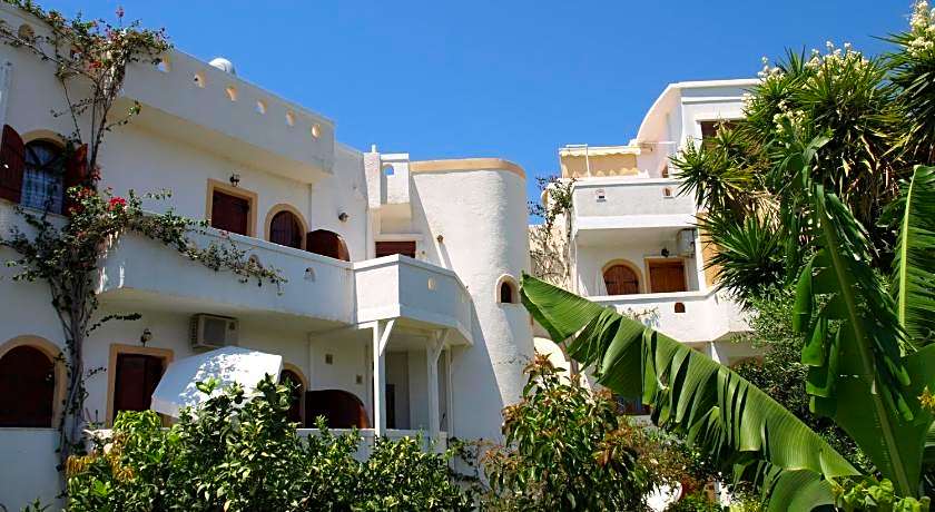 Kastro Studios Apartments