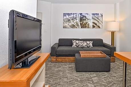 Studio, 2 Double Beds (Mobility/Hearing Accessible, Tub) (2 Double Beds)