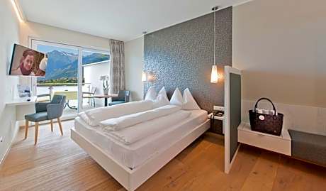 Deluxe Double Room with Castle View