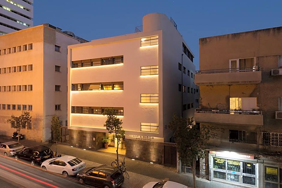 Lily & Bloom Boutique Hotel