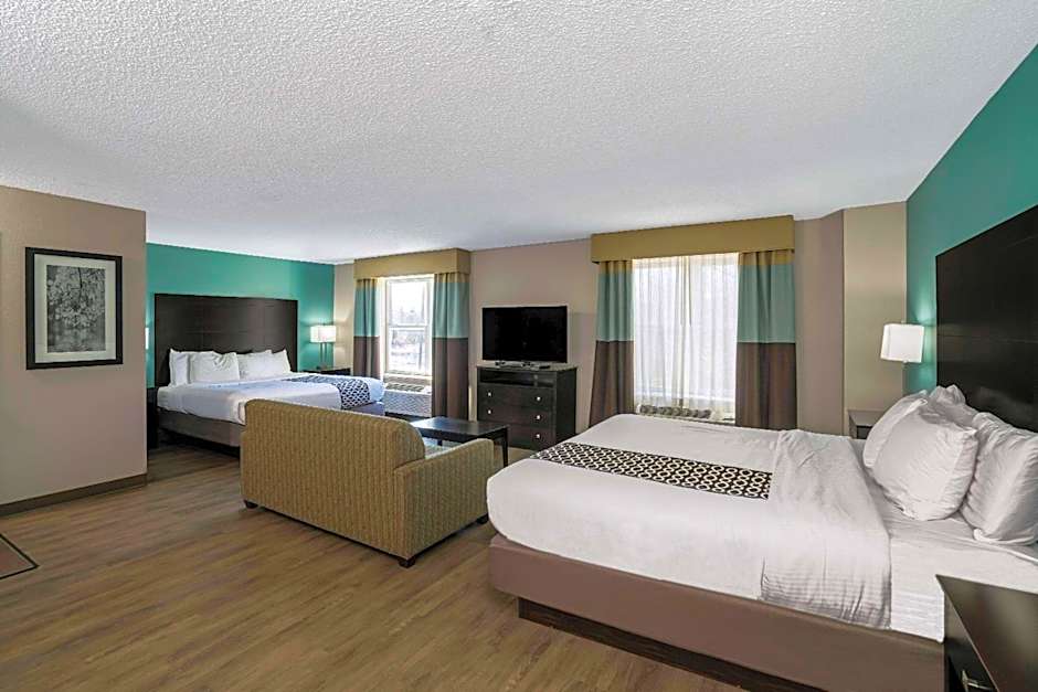 La Quinta Inn & Suites by Wyndham Lebanon