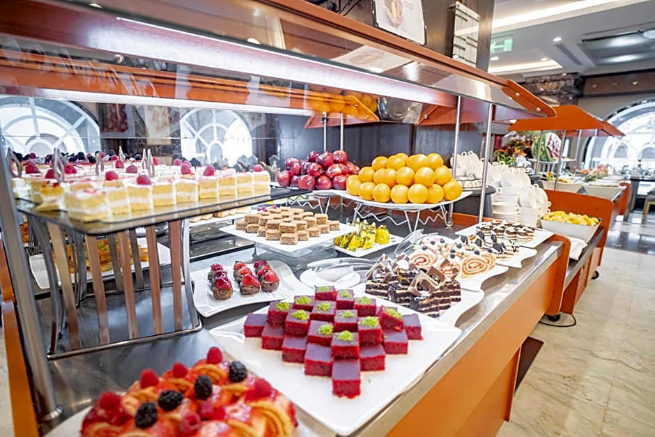 Emaar Al Mektan Hotel