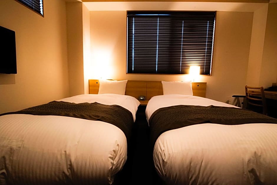 Xcellent Hotel