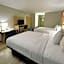 Days Inn by Wyndham Holland