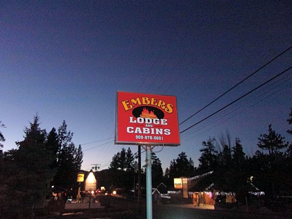 Embers Lodge & Cabins