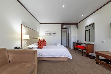 Luxury Room in Log-Inn Wing