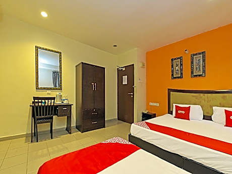 OYO 90510 Hotel Sahara