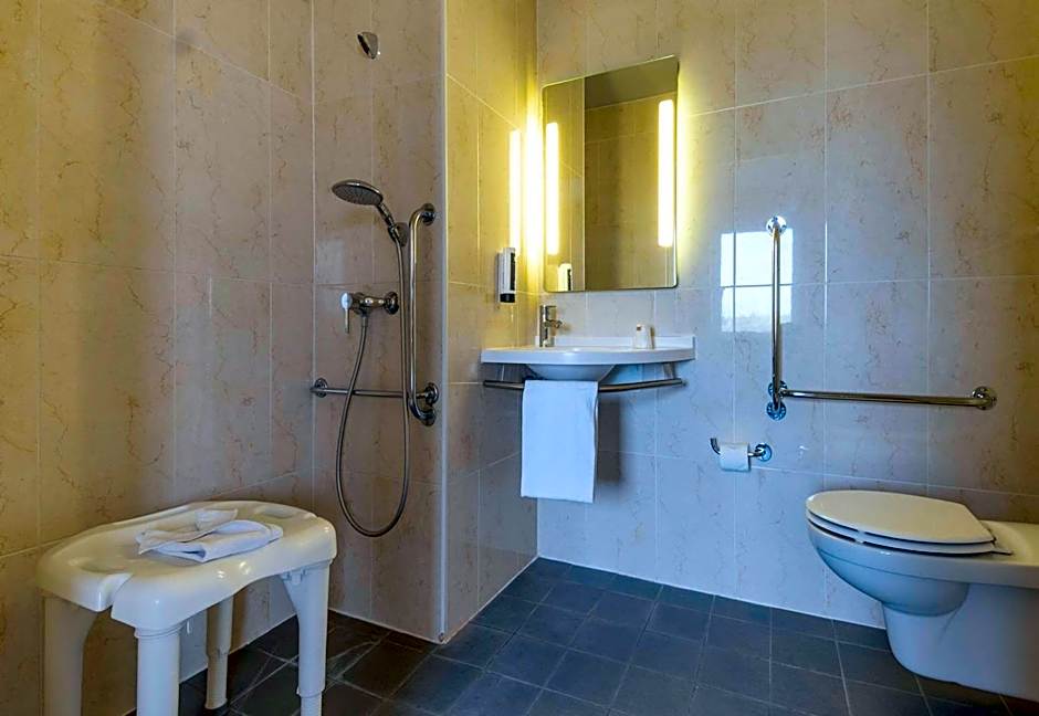 B&B HOTEL Royan La Palmyre