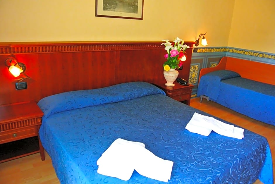 Hotel Mirage