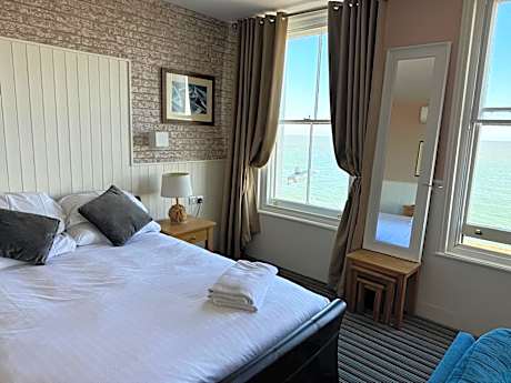 Deluxe Suite Sea View