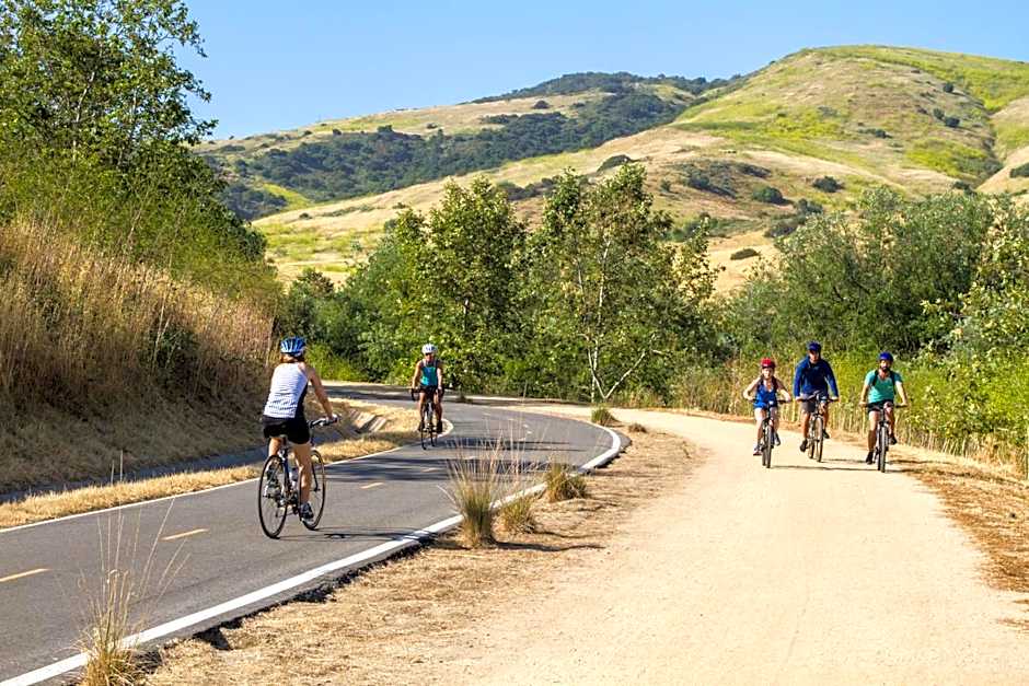 Staybridge Suites Irvine - John Wayne Airport By IHG