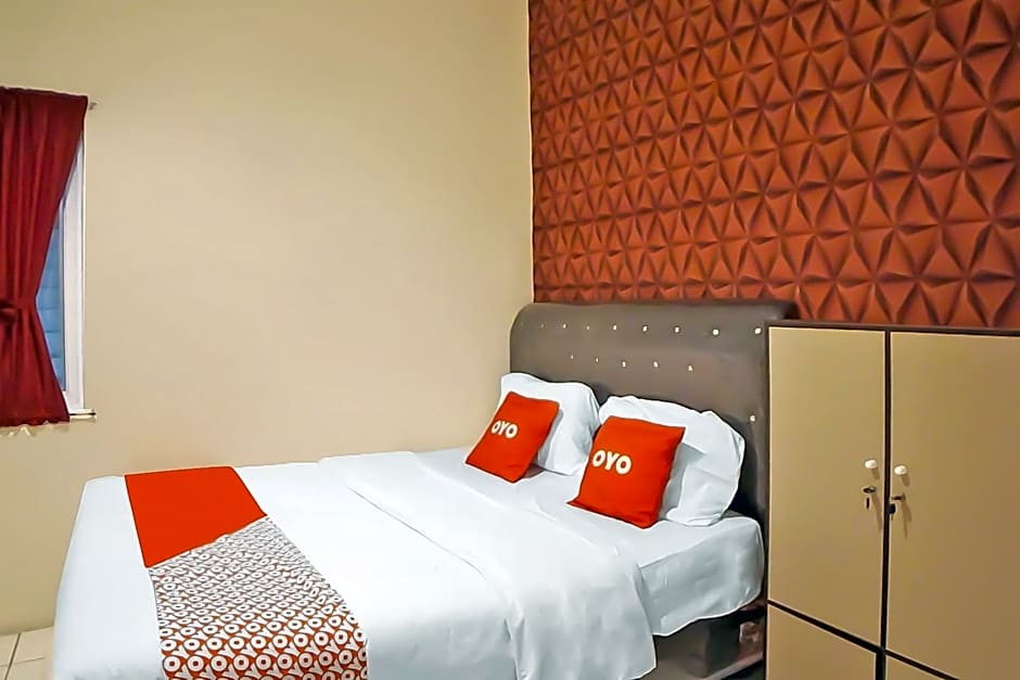 Hotel O N Guesthouse