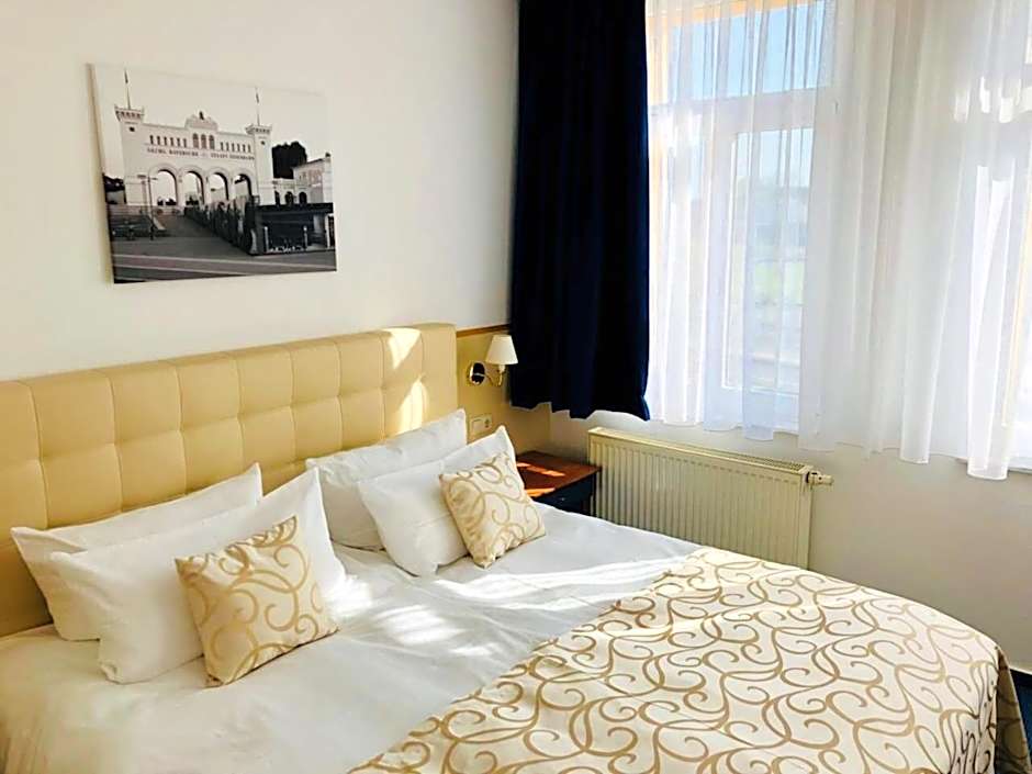 Hotel am Bayrischen Platz