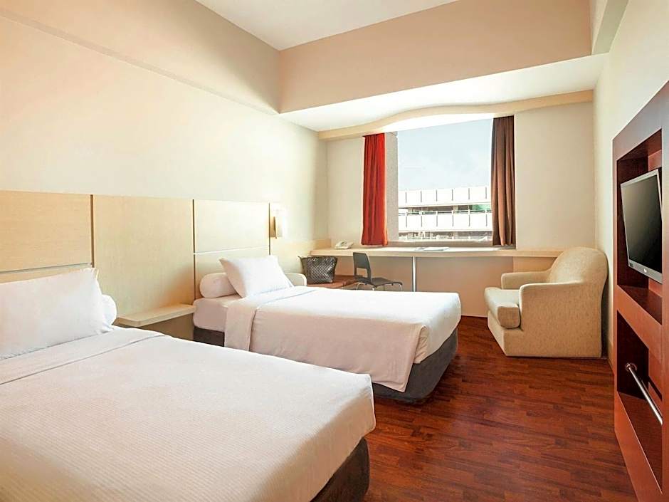 Horison Arcadia Mangga Dua