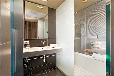 SINGLE ROOM STANDARD