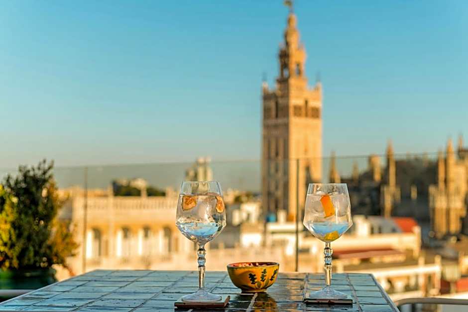 Querencia de Sevilla, Autograph Collection