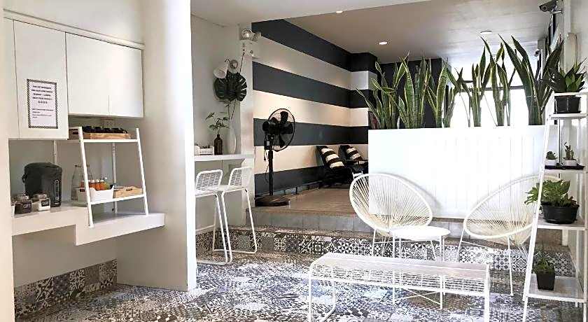 Crystal Hotel Huahin