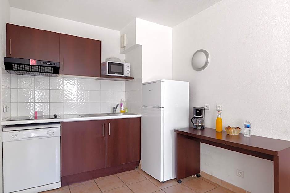 Comfort Aparthotel Six-Fours