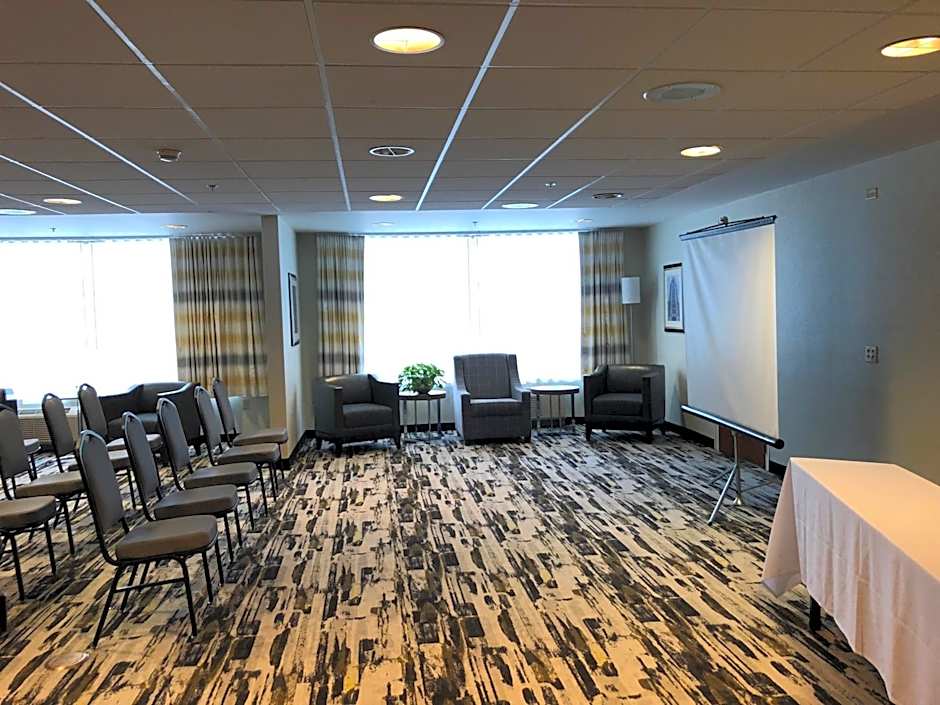 Wyndham Garden Buffalo Downtown