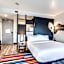 Aloft Dallas Arlington Entertainment District