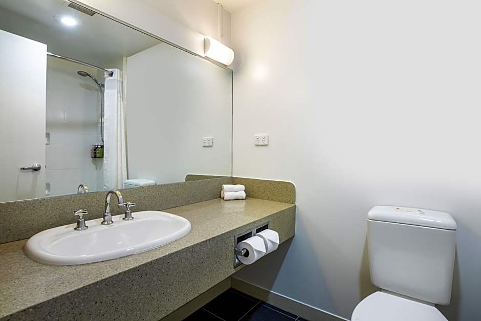 Holiday Inn Melbourne Airport By IHG