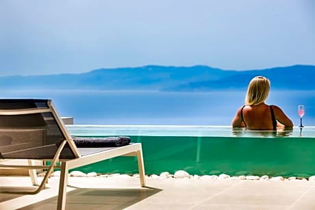 Kefalonian Escape Suites