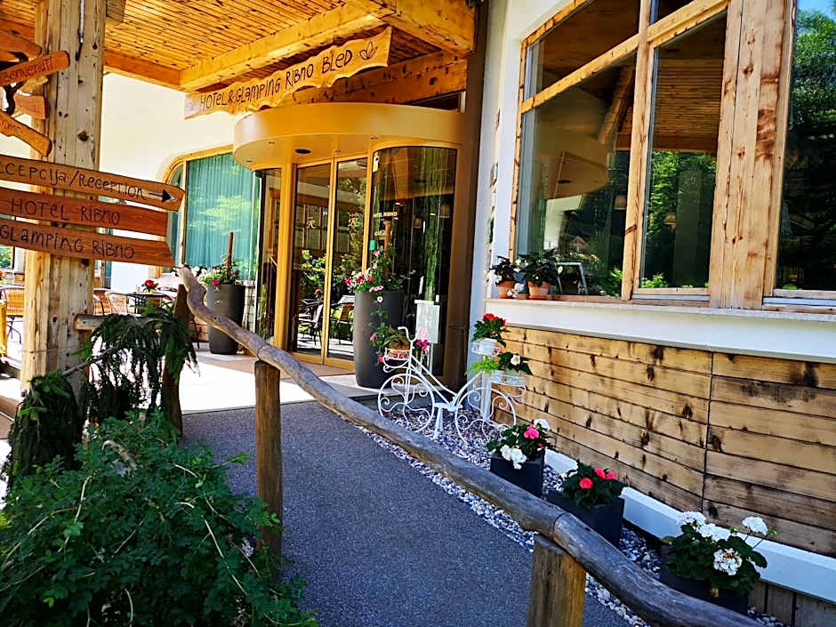 Hotel Ribno Superior