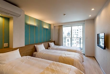 One-Bedroom with Terrace (3 Adult)