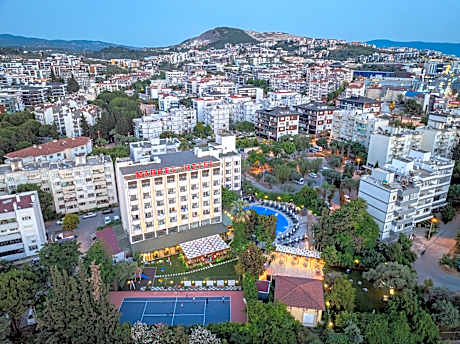 Marbel Hotel by PalmWings