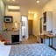 Shlomtzi Hotel