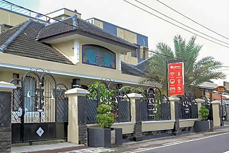 The Arsy Syariah Tasikmalaya RedPartner